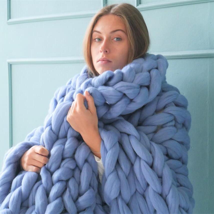Chunky Hand Knitted Blanket Winter Yarn Large Blanket, Chunky Throw, Thick Teal Hut | Teal Hut